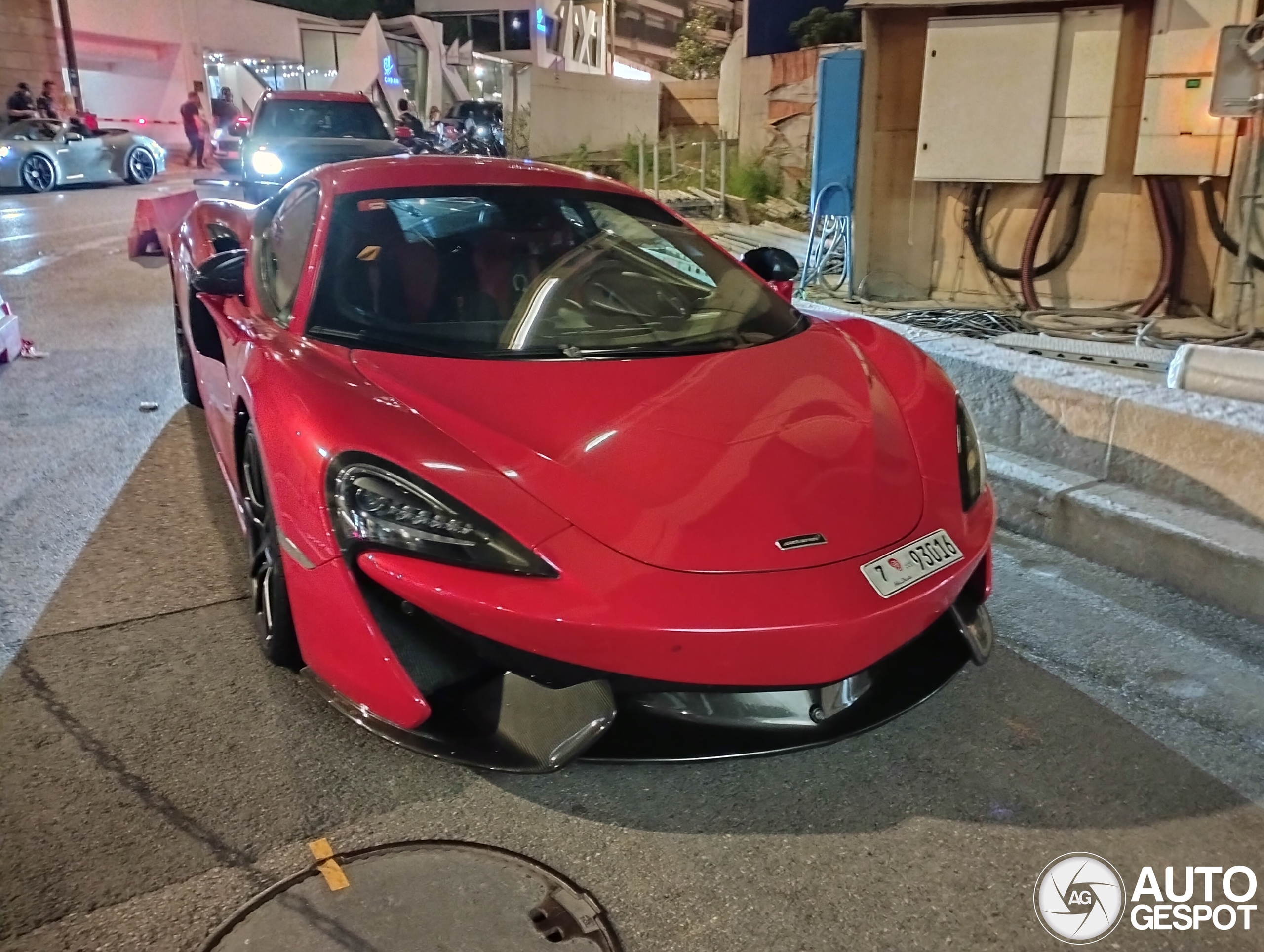 McLaren 570S