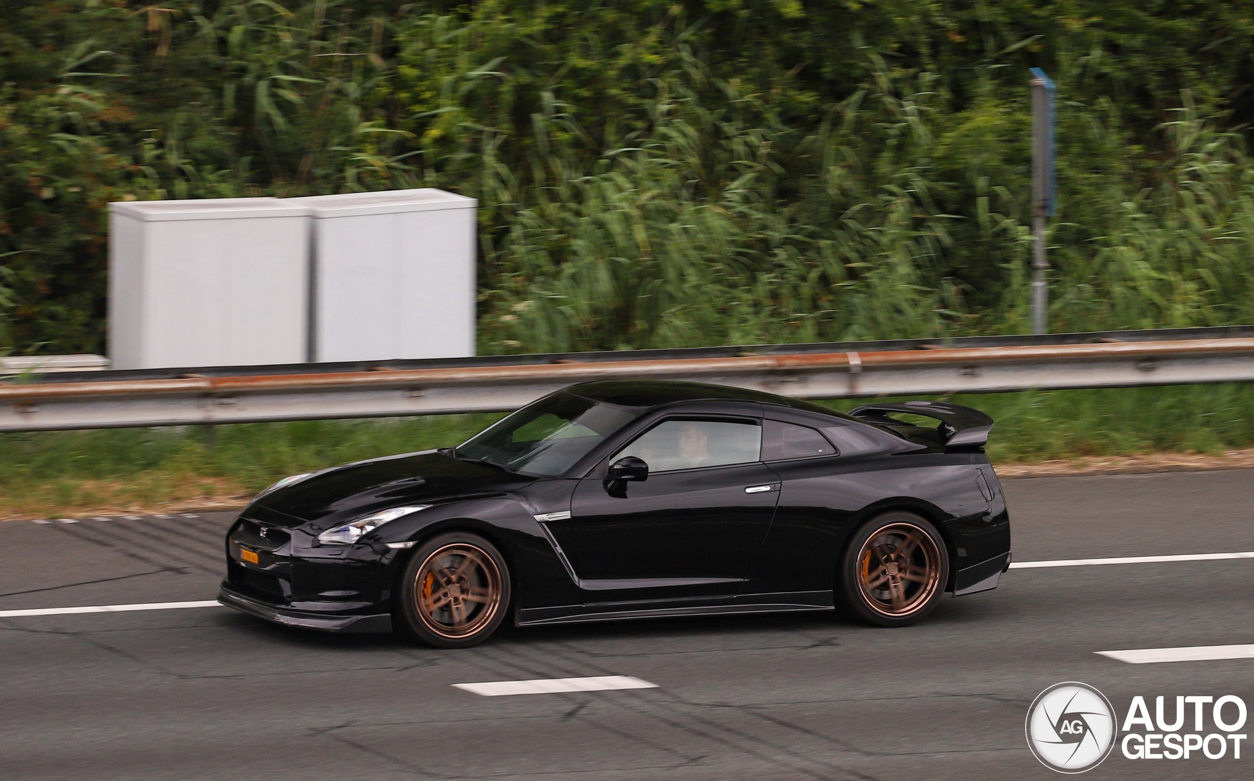 Nissan GT-R