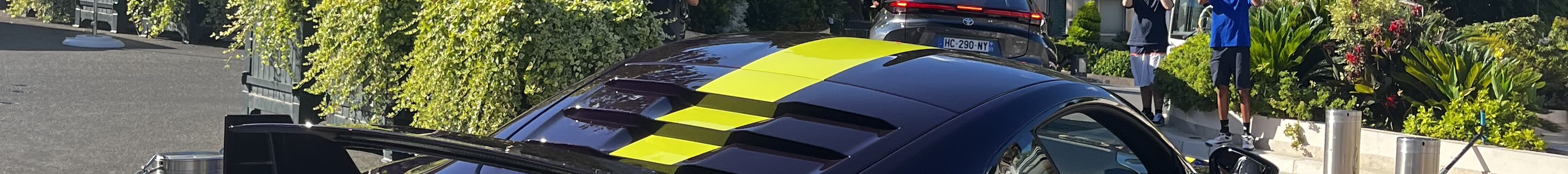 Aston Martin Valiant