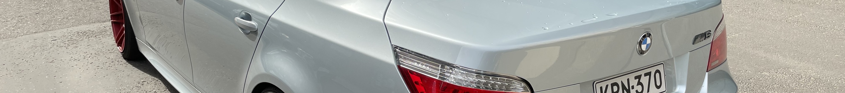 BMW M5 E60 2005
