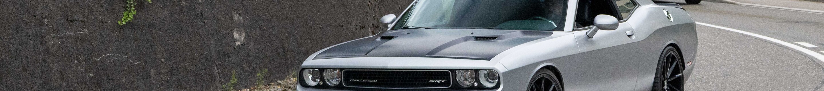 Dodge Challenger SRT-8 392