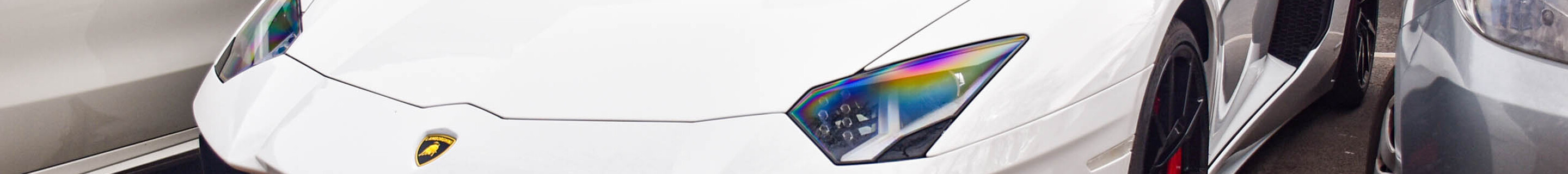 Lamborghini Aventador LP700-4 Pirelli Edition