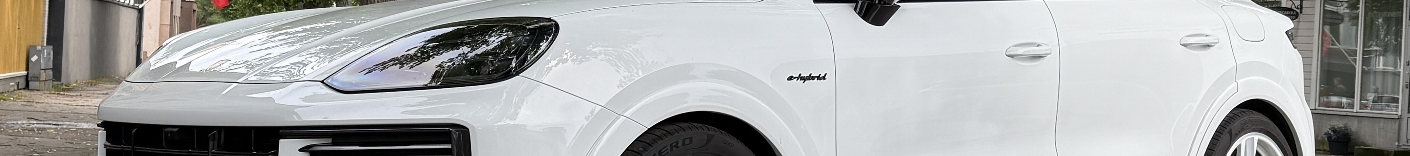 Porsche Cayenne Coupé Turbo E-Hybrid