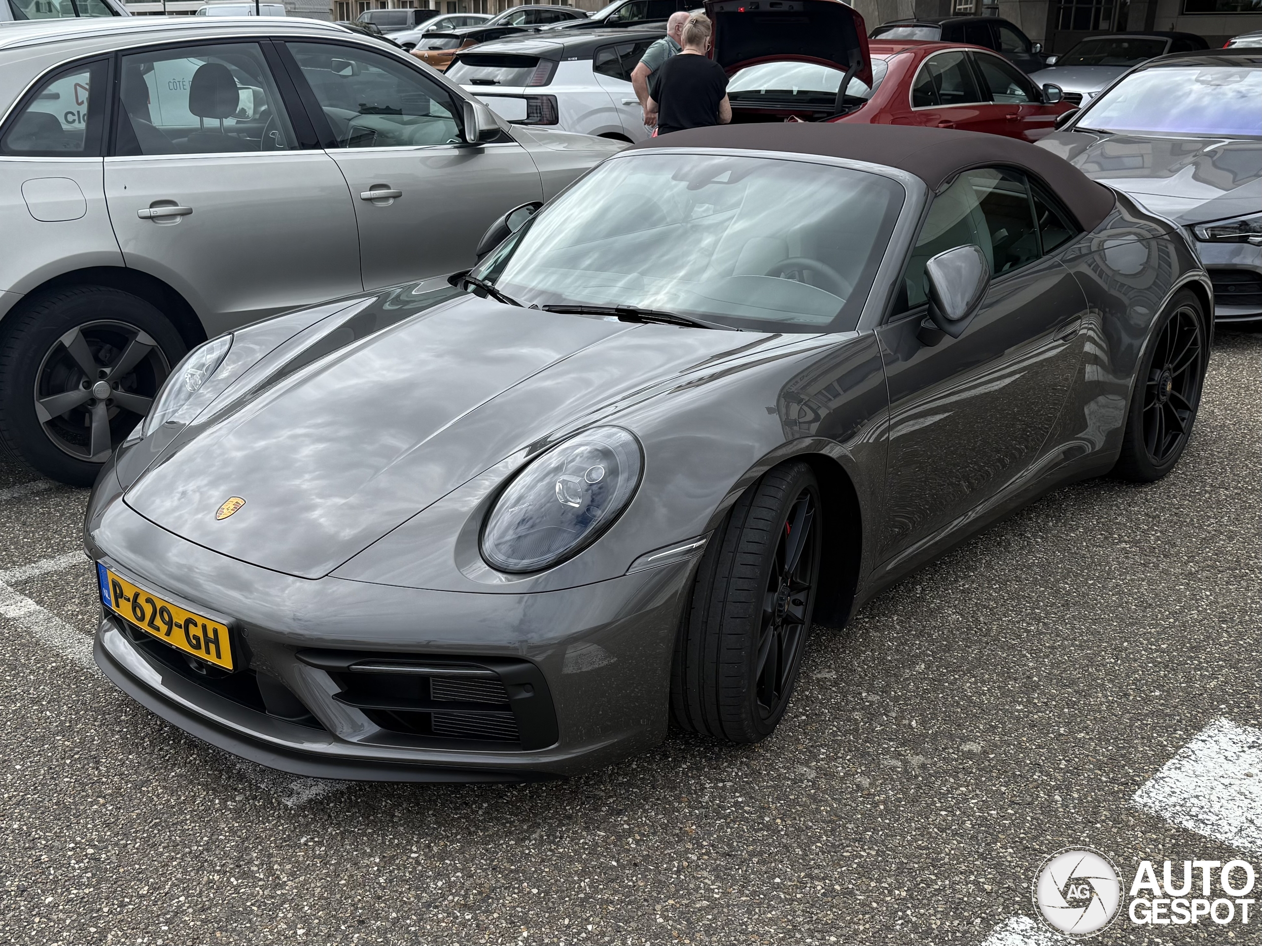 Porsche 992 Carrera 4 GTS Cabriolet