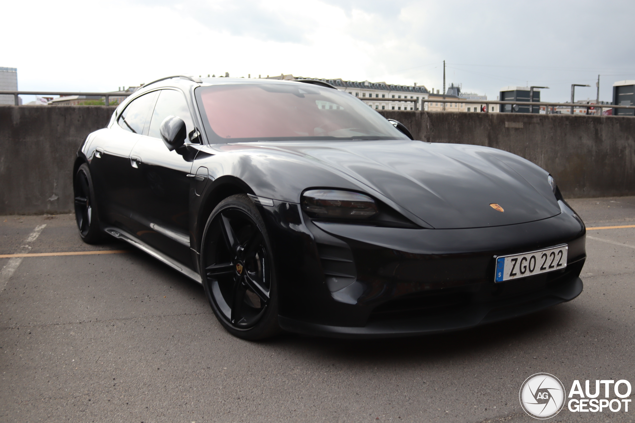Porsche Taycan GTS Sport Turismo