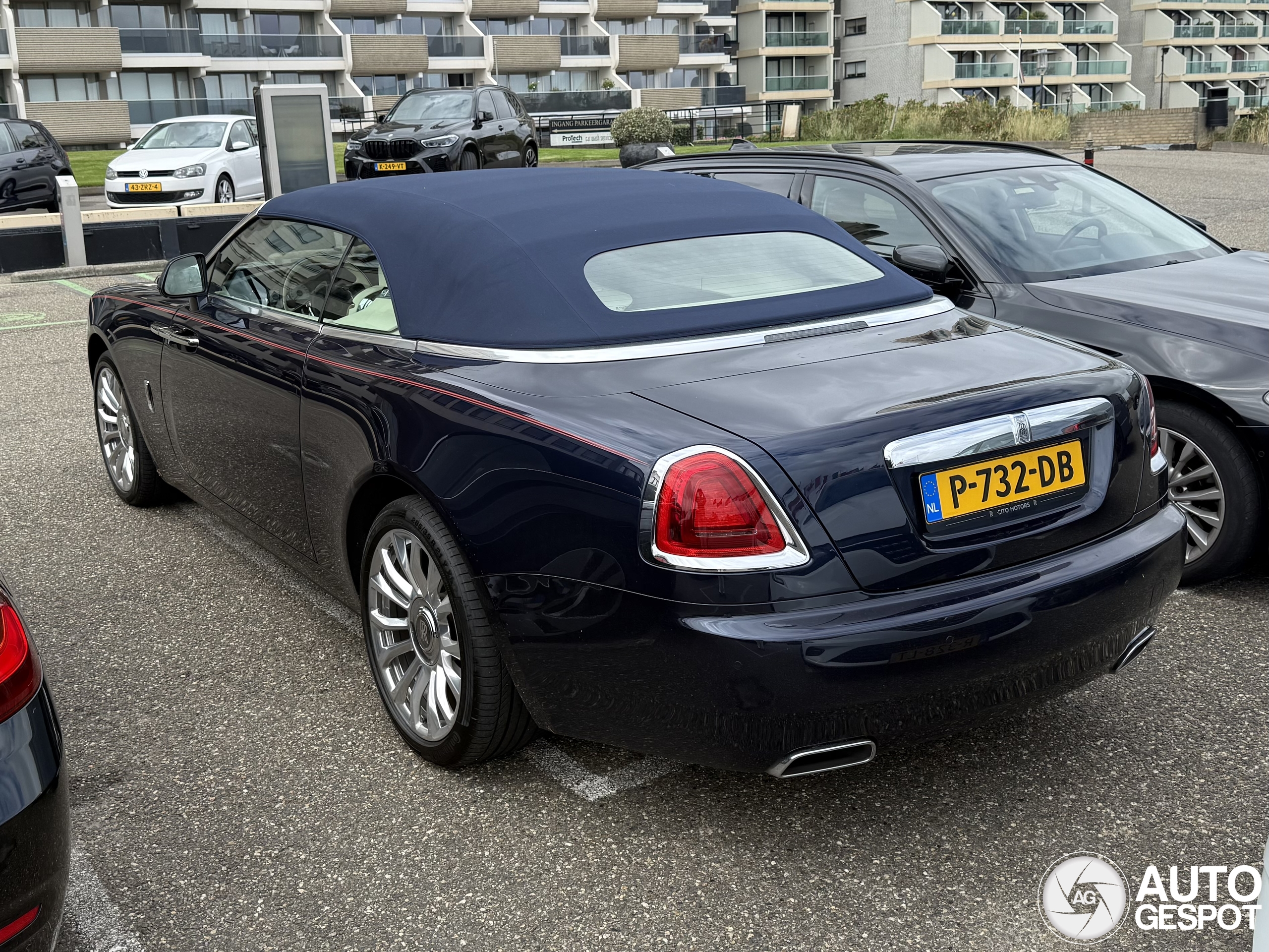 Rolls-Royce Dawn