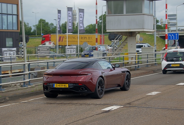 Aston Martin DB11