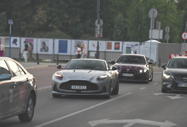 Aston Martin DB12