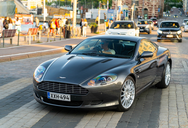 Aston Martin DB9