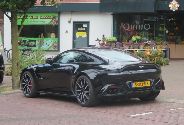 Aston Martin V8 Vantage 2018