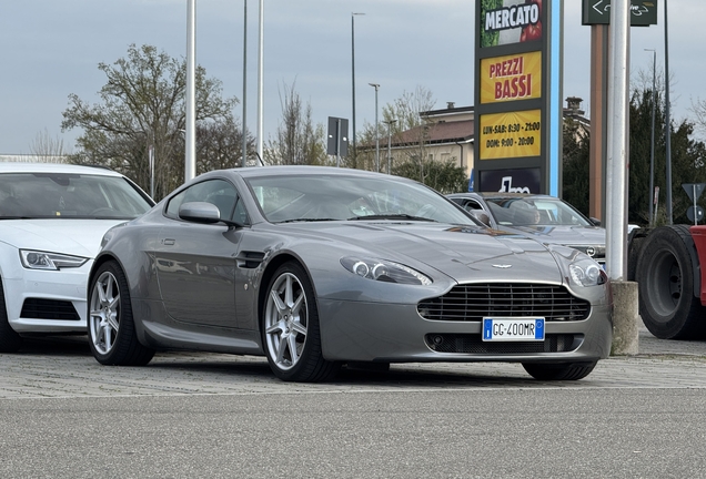 Aston Martin V8 Vantage