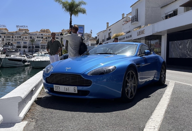 Aston Martin V8 Vantage