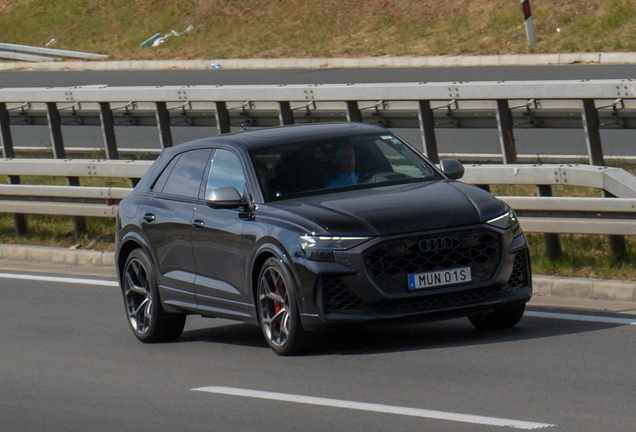 Audi RS Q8 2024