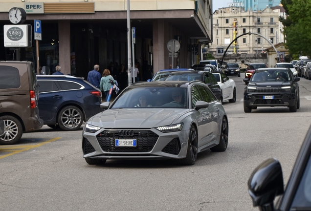Audi RS6 Avant C8