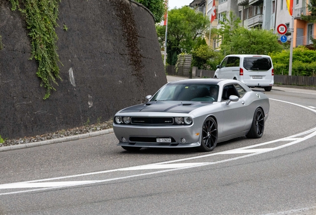 Dodge Challenger SRT-8 392