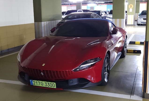 Ferrari Roma Spider