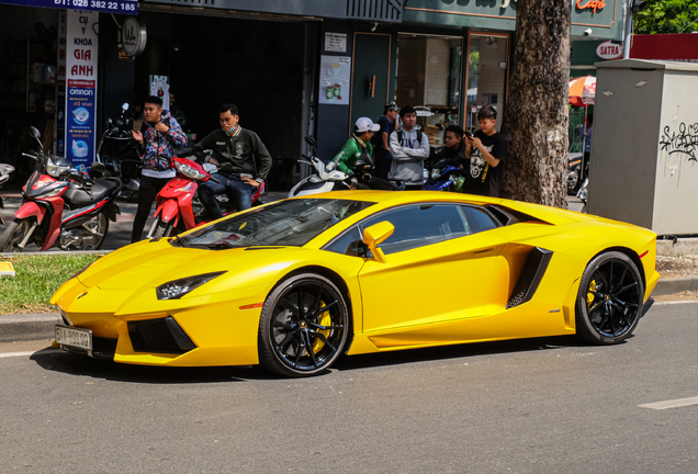 Lamborghini Aventador LP700-4