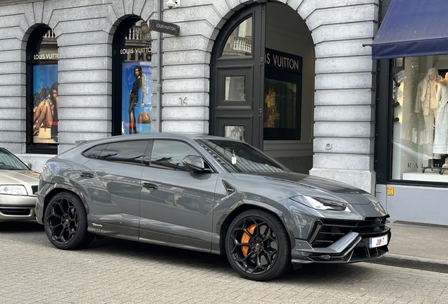 Lamborghini Urus Performante