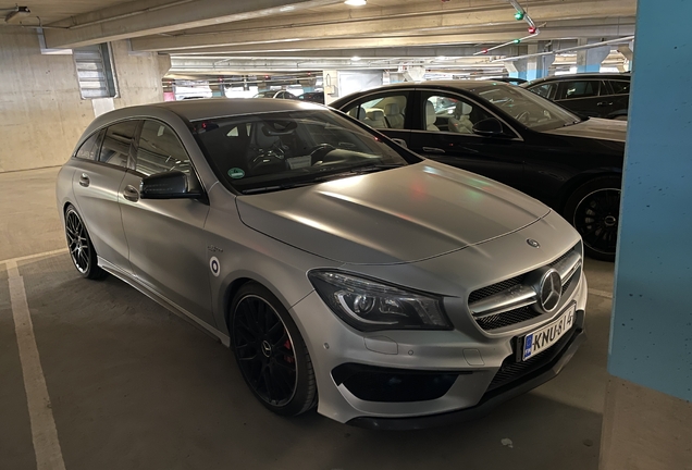 Mercedes-Benz CLA 45 AMG Shooting Brake
