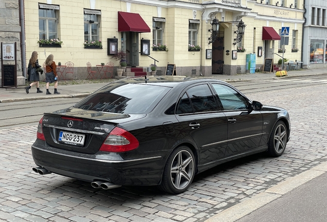 Mercedes-Benz E 63 AMG