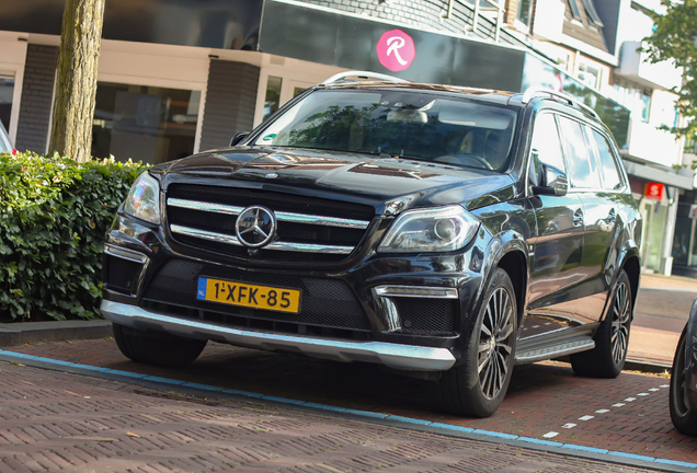 Mercedes-Benz GL 63 AMG X166