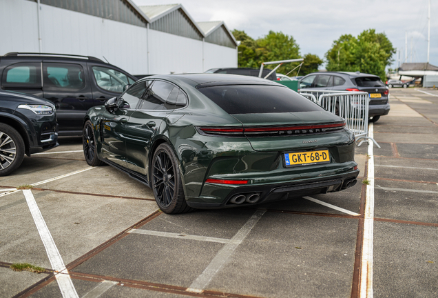 Porsche 972 Panamera Turbo S E-Hybrid