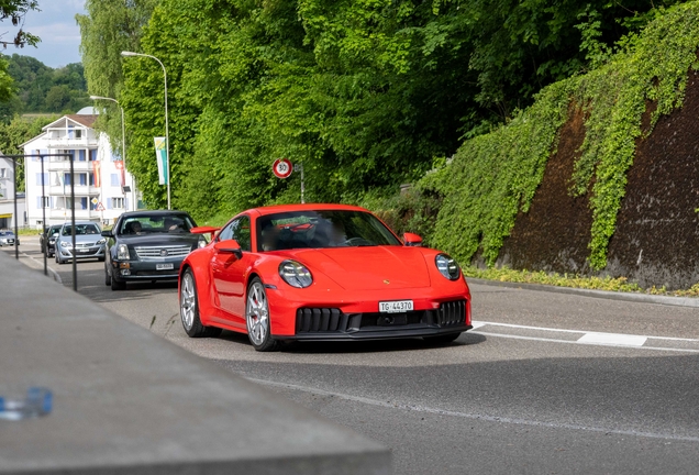 Porsche 992 Carrera 4 GTS MkII