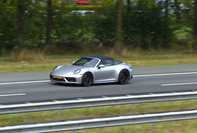 Porsche 992 Targa 4 GTS