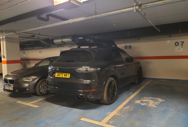 Porsche 9YA Cayenne GTS