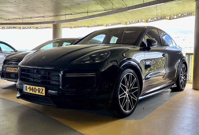 Porsche Cayenne Coupé Turbo S E-Hybrid