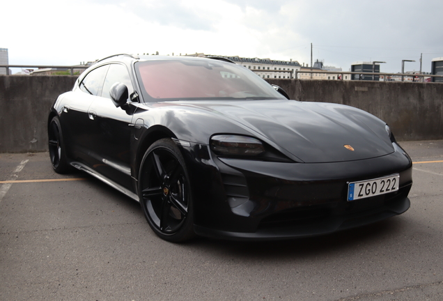 Porsche Taycan GTS Sport Turismo