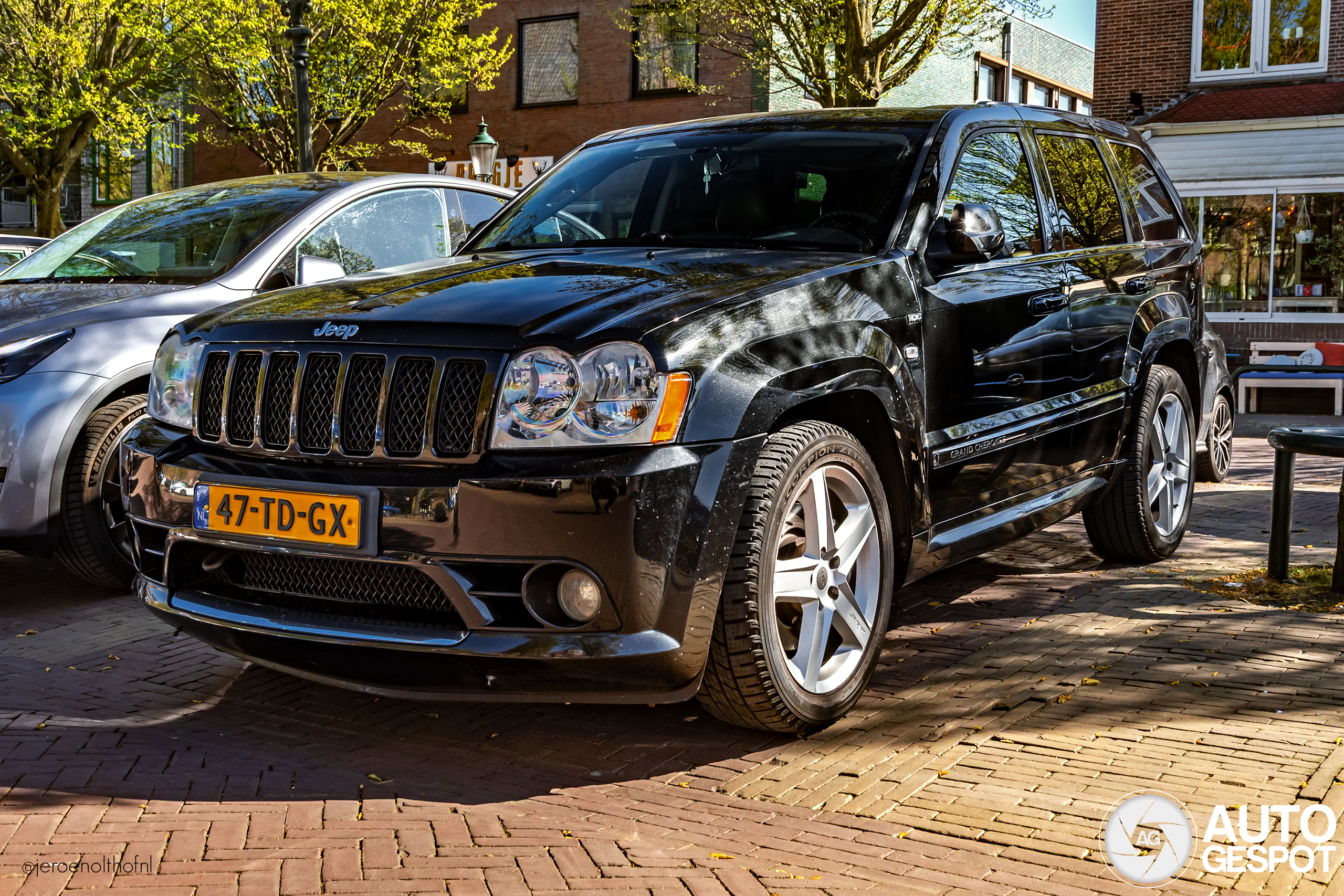 Jeep Grand Cherokee SRT-8 2005