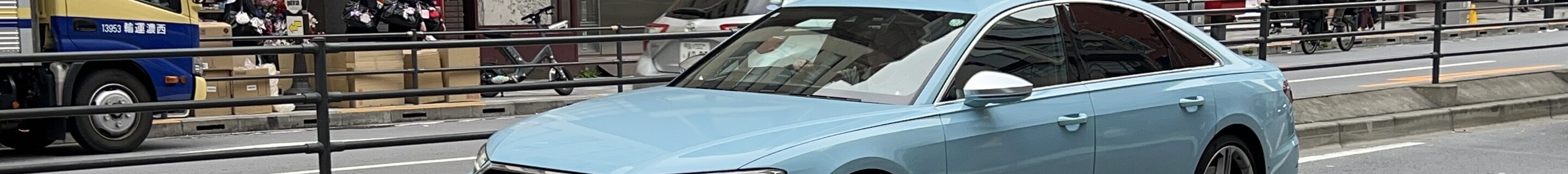 Audi S8 D5