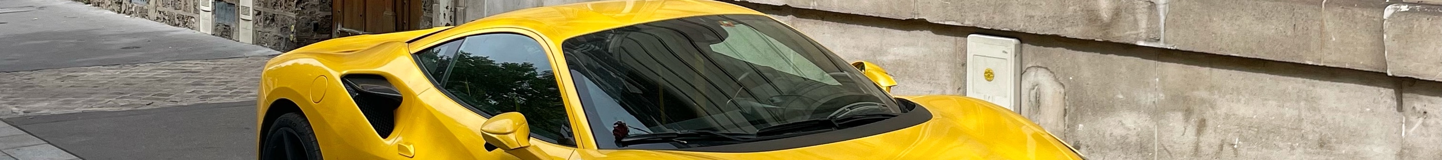Ferrari F8 Tributo