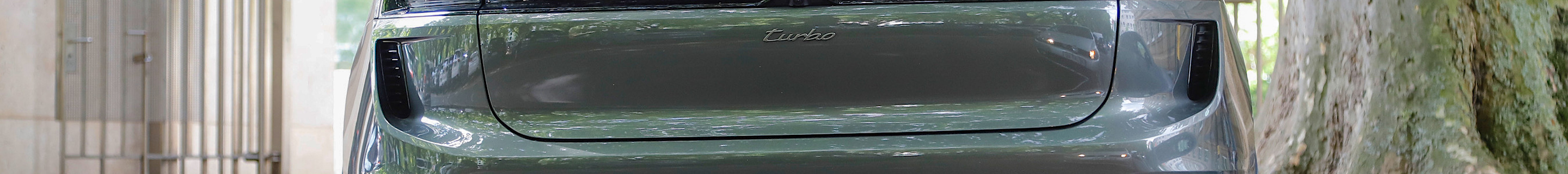 Porsche Macan EV Turbo