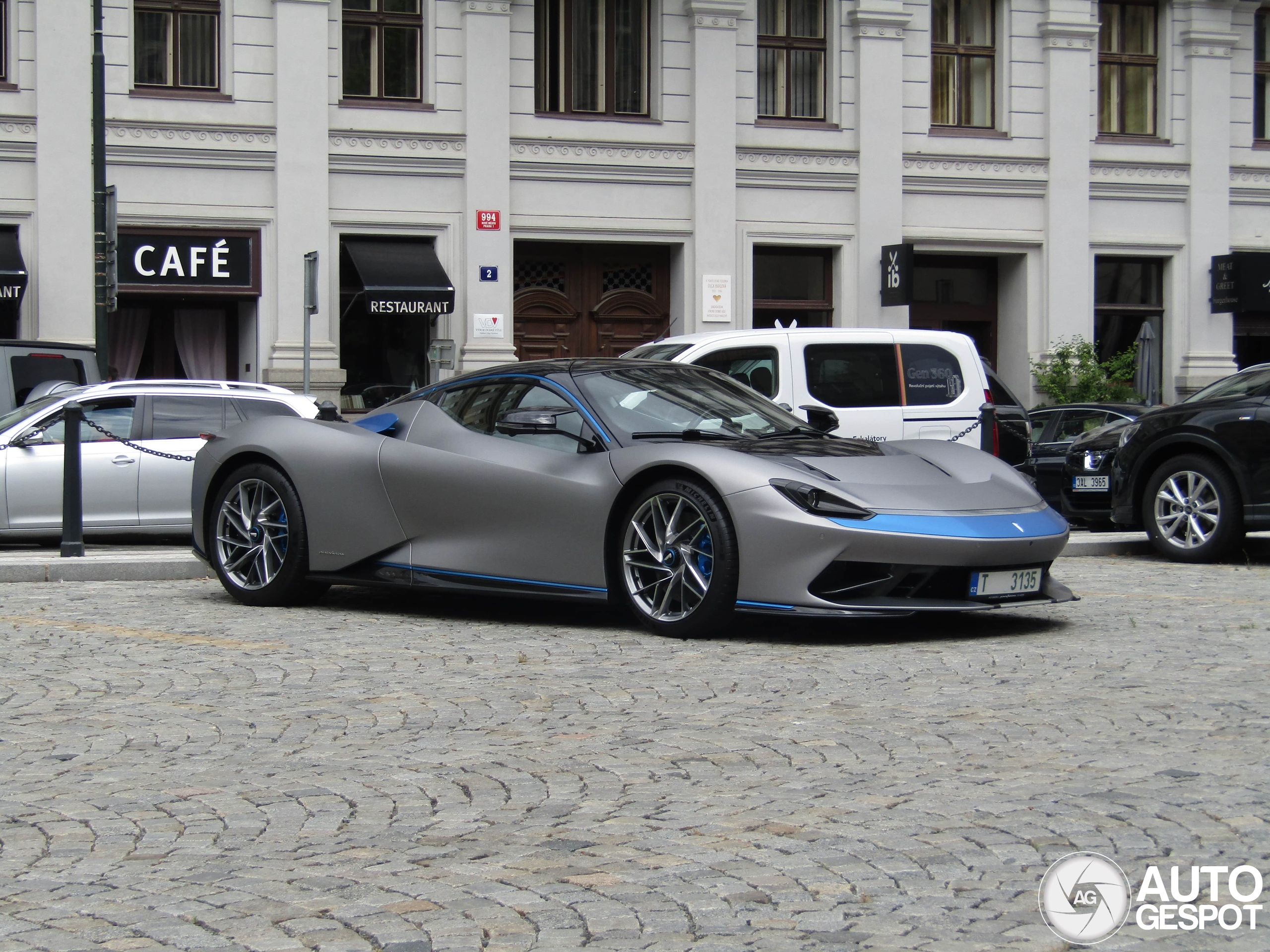 Pininfarina Battista