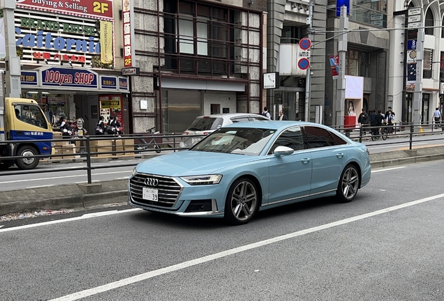 Audi S8 D5