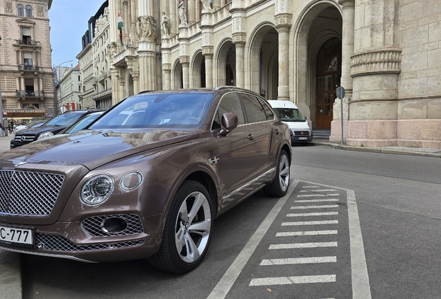 Bentley Bentayga V8