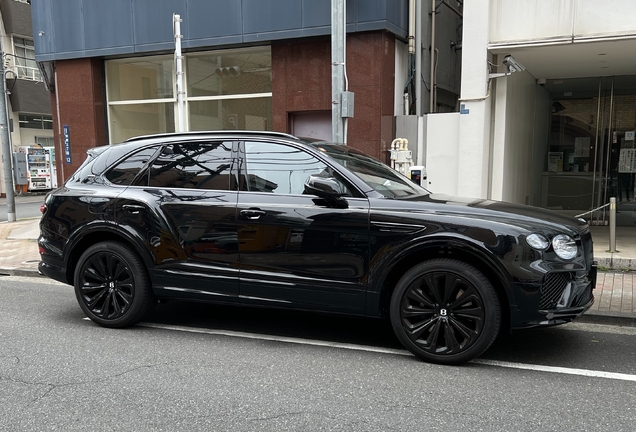 Bentley Bentayga V8 2024 CORNES 60th Edition