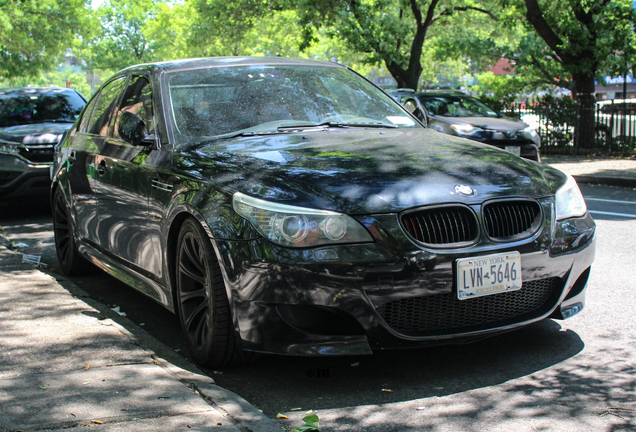BMW M5 E60 2007