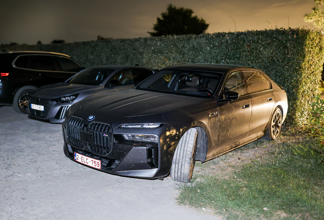 BMW M760e xDrive