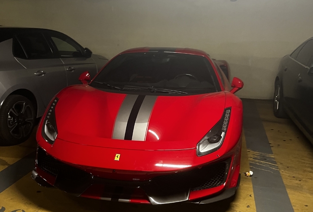 Ferrari 488 Pista