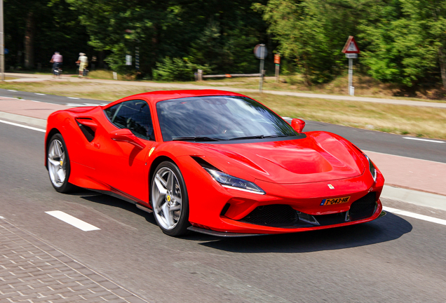 Ferrari F8 Tributo
