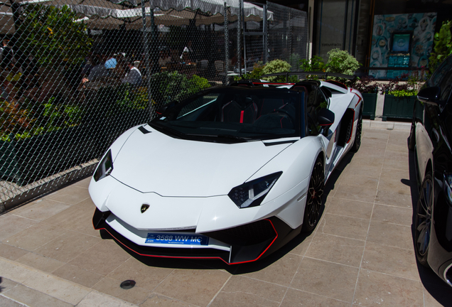 Lamborghini Aventador LP750-4 SuperVeloce Roadster