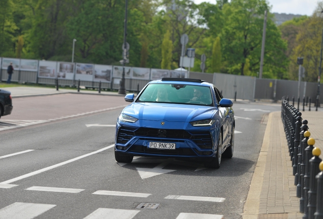 Lamborghini Urus