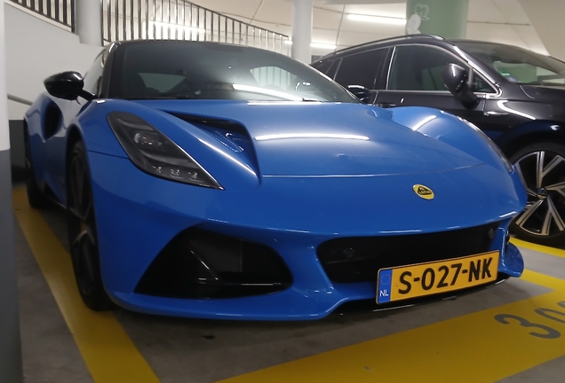 Lotus Emira
