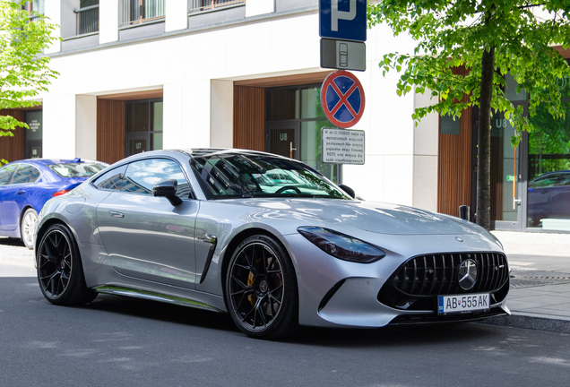 Mercedes-AMG GT 63 C192