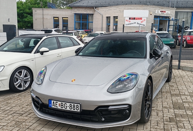 Porsche 971 Panamera GTS Sport Turismo