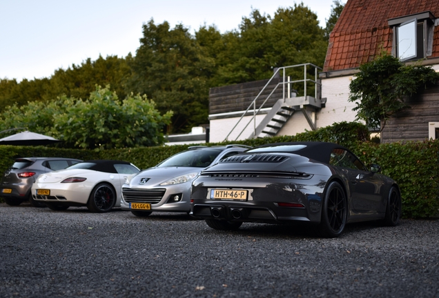Porsche 992 Carrera 4 GTS Cabriolet MkII