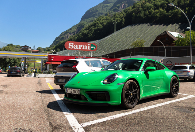 Porsche 992 Carrera GTS